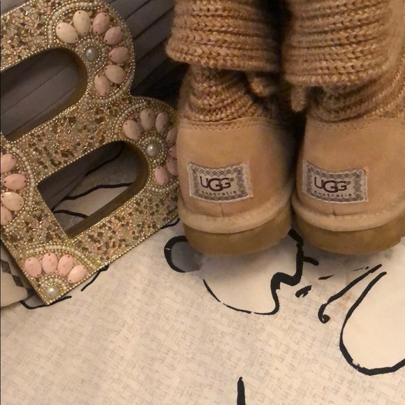 🔥🥰 Authentic UGGs 🎀 - Picture 3 of 8